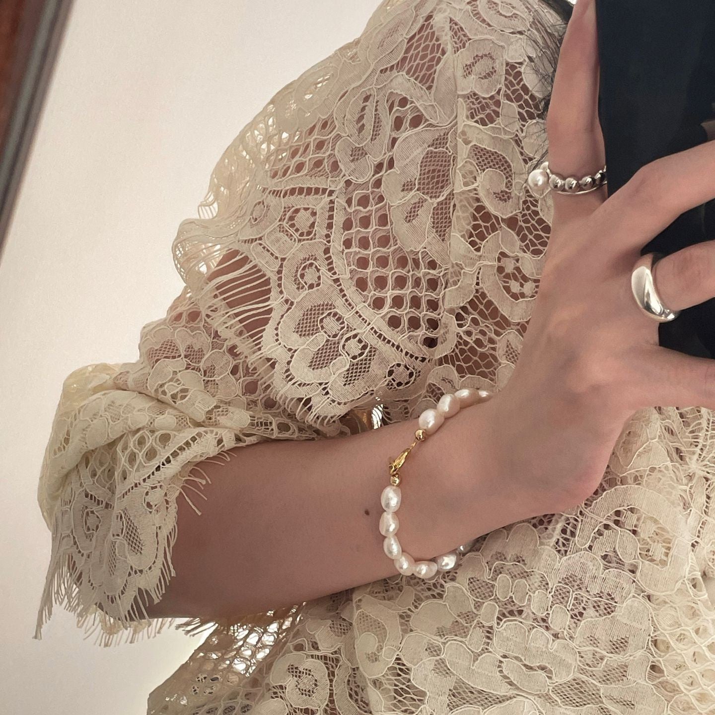 14KGold Filled BaroqueBracelet