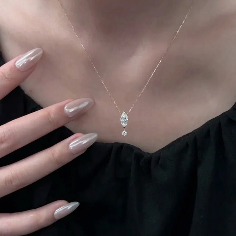 Tear Shaped Rhinestone Thin Necklace
