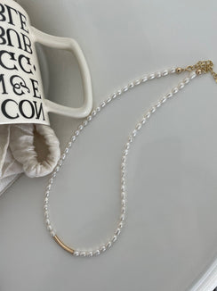 GoldSmilePearlNecklace GoldSmilePearlNecklace