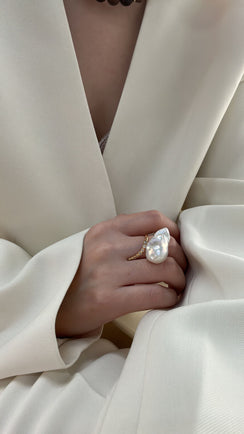 Sterling Silver Straight Line Large Baroque Ring