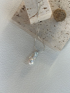 Sterling Silver Small BaroqueDianaNecklace