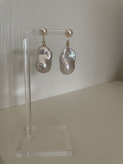 American 14K gold-filled Baroque pearl stud earrings