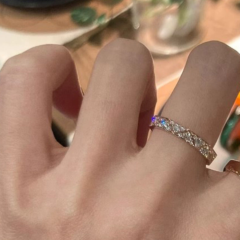 Full Diamond Rhombus Ring