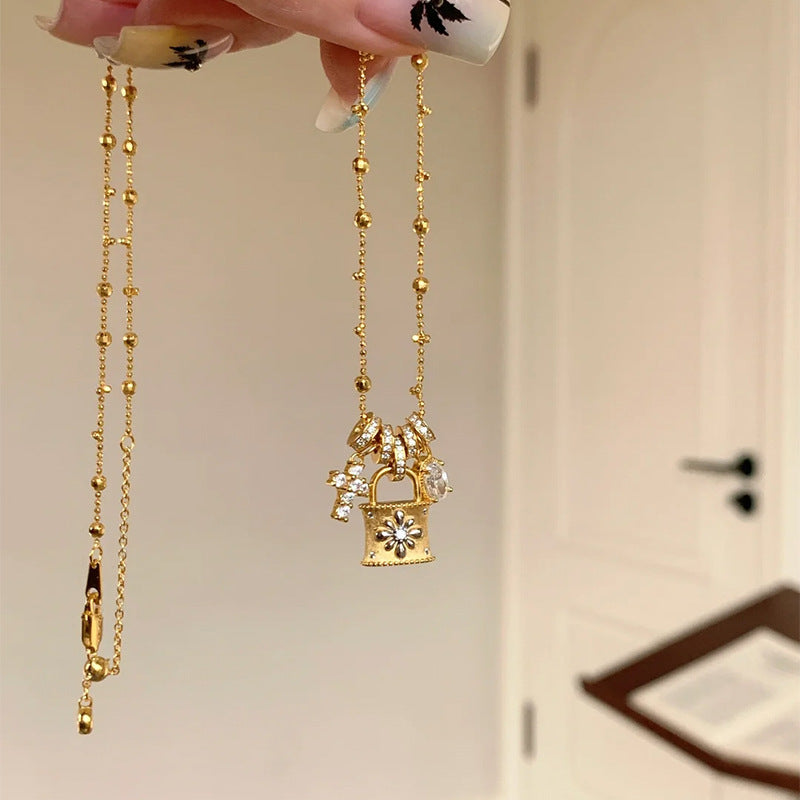 Gold Lock Zircon Necklace